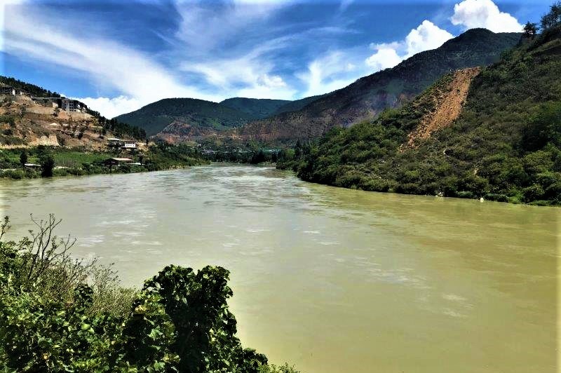 不丹河流图片